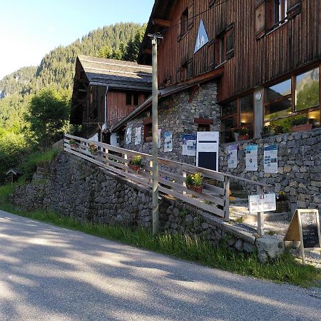 Auberge De Jeunesse Hi La Clusaz Kültér fotó