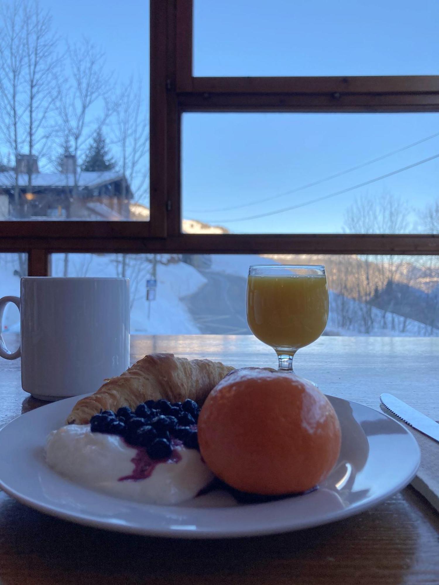 Auberge De Jeunesse Hi La Clusaz Kültér fotó
