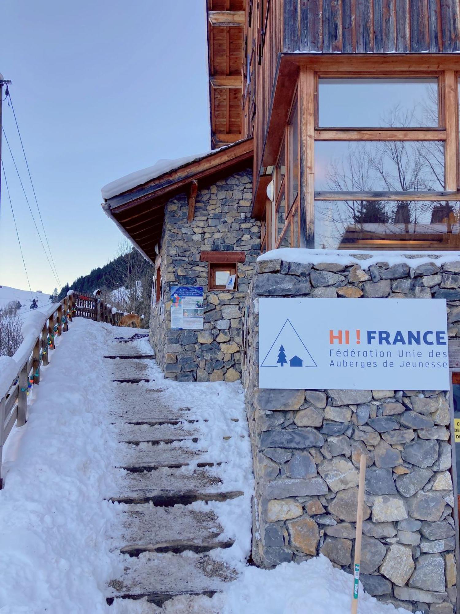 Auberge De Jeunesse Hi La Clusaz Kültér fotó