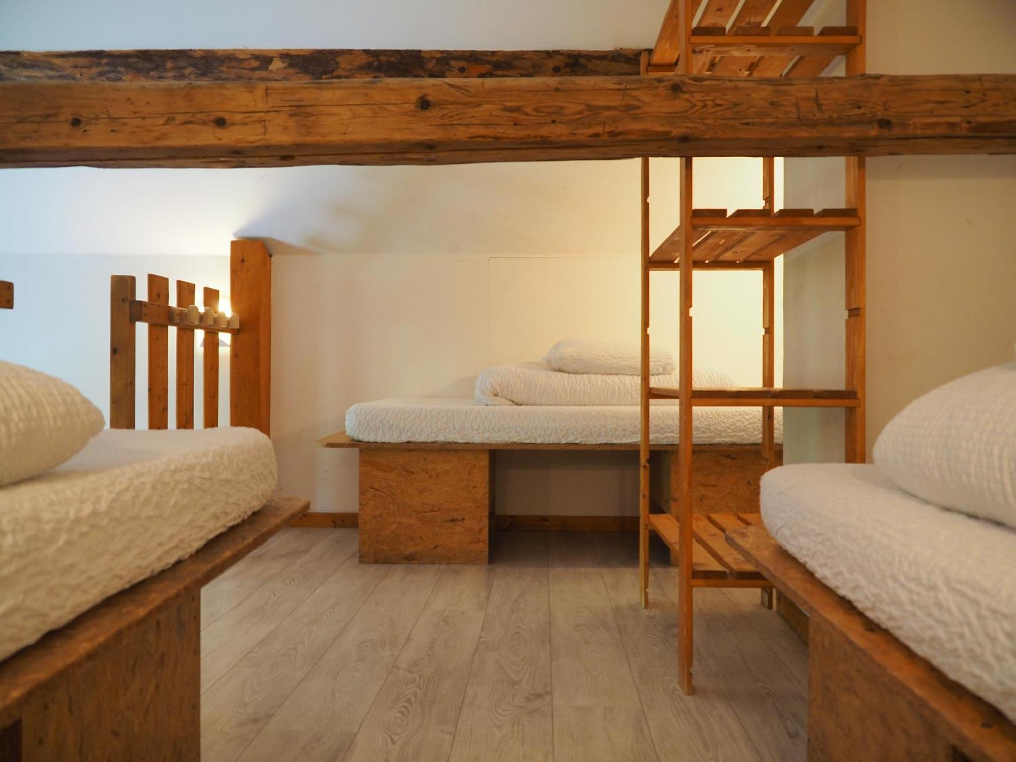 Auberge De Jeunesse Hi La Clusaz Kültér fotó