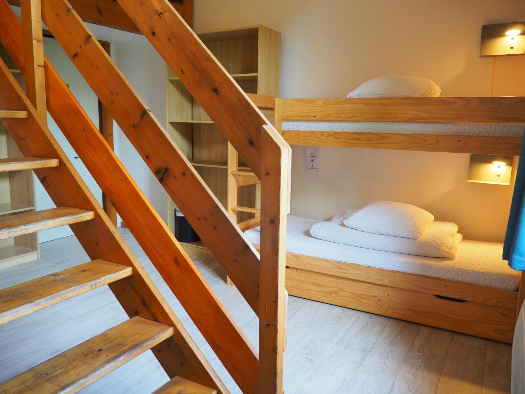Auberge De Jeunesse Hi La Clusaz Kültér fotó